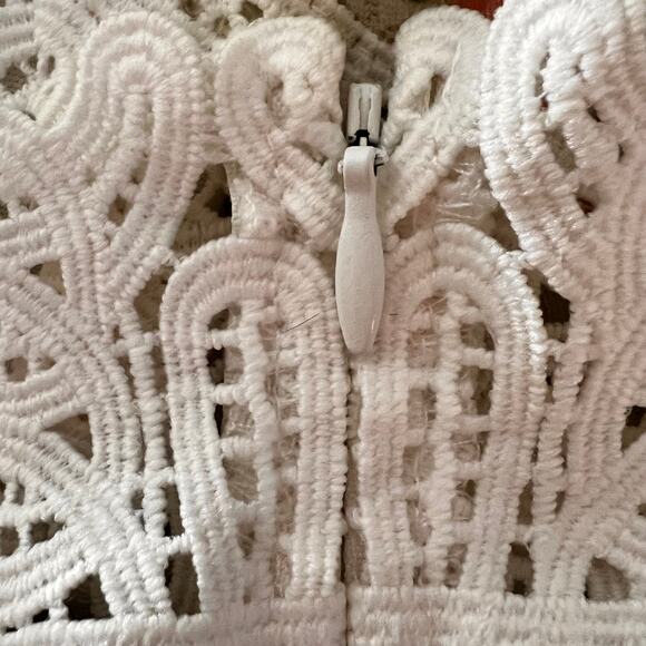 Disney Princess Aurora Floral Lace Off Shoulder Dress Girls 7 8 9 - Picture 6 of 10